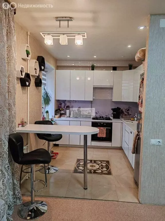 3-комнатная квартира: Советск, улица Энергетиков, 62 (57 м) - Фото 1