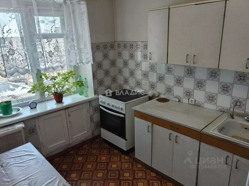 3-к кв. Кировская область, Киров ул. Труда, 39 (60.1 м) - Фото 0