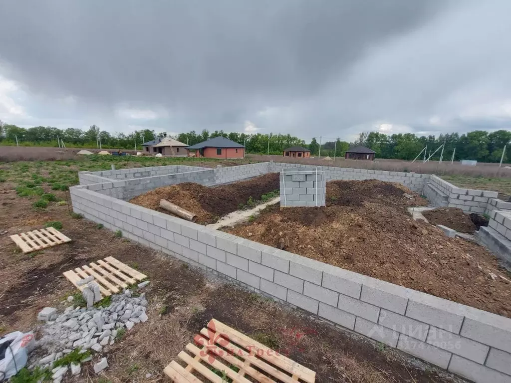 Дом в Белгородская область, Строитель Яковлевский городской округ, ... - Фото 2