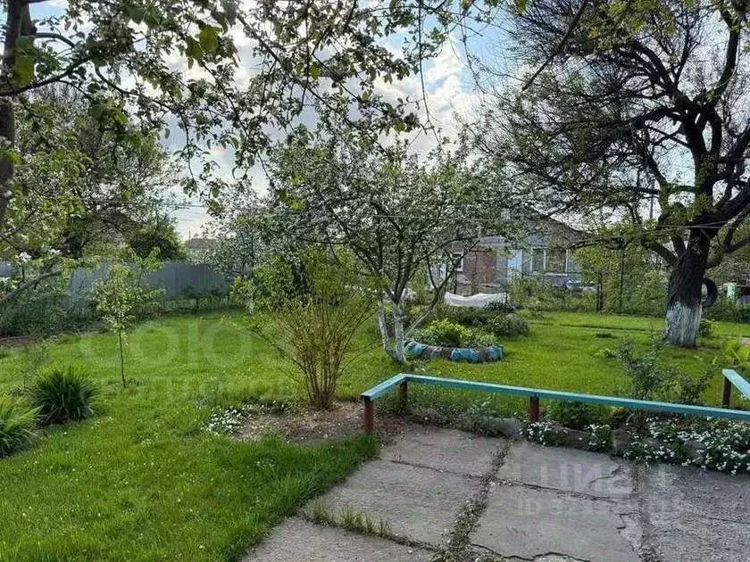 Дом в Волгоградская область, Среднеахтубинский район, Краснослободск ... - Фото 2