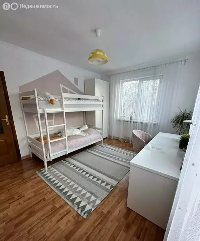 3-комнатная квартира: Калининград, улица Энгельса, 14 (68 м) - Фото 1