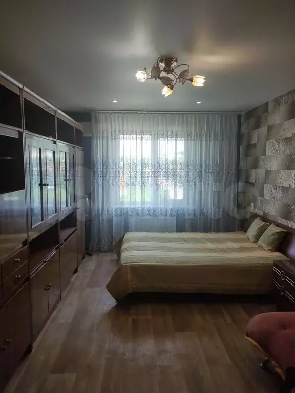1-к. квартира, 40 м, 9/9 эт. - Фото 0