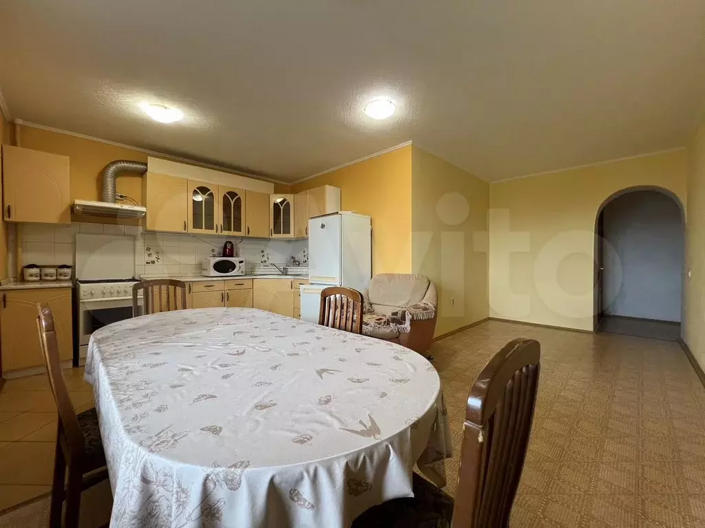 3-к. квартира, 120 м, 8/10 эт. - Фото 0