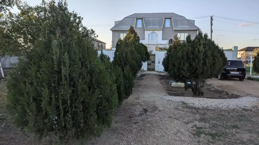 Дом в Крым, Черноморское пгт  (289 м) - Фото 1