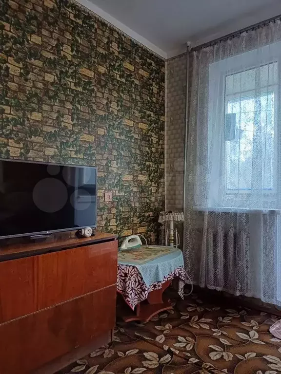 2-к. квартира, 46 м, 2/9 эт. - Фото 0