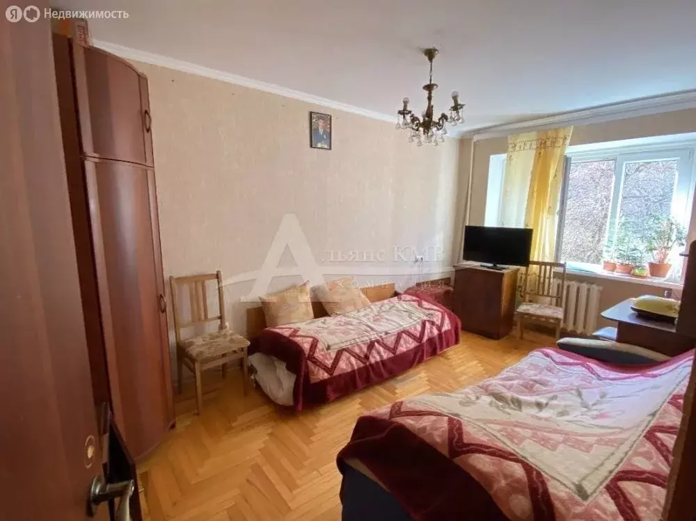 2-комнатная квартира: Кисловодск, улица Островского, 32 (45 м) - Фото 1