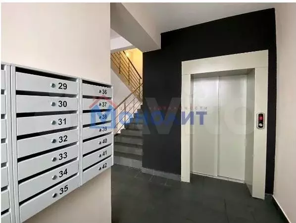 6-к. квартира, 35 м, 3/6 эт. - Фото 1