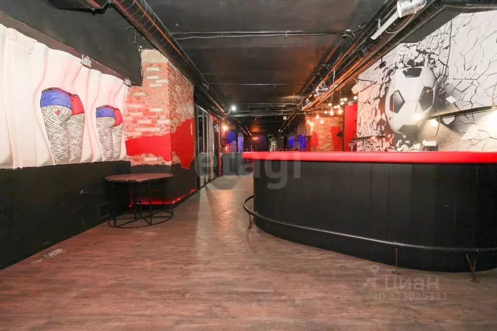 Торговая площадь в Красноярский край, Красноярск 9 Мая ул., 26А (335 ... - Фото 1