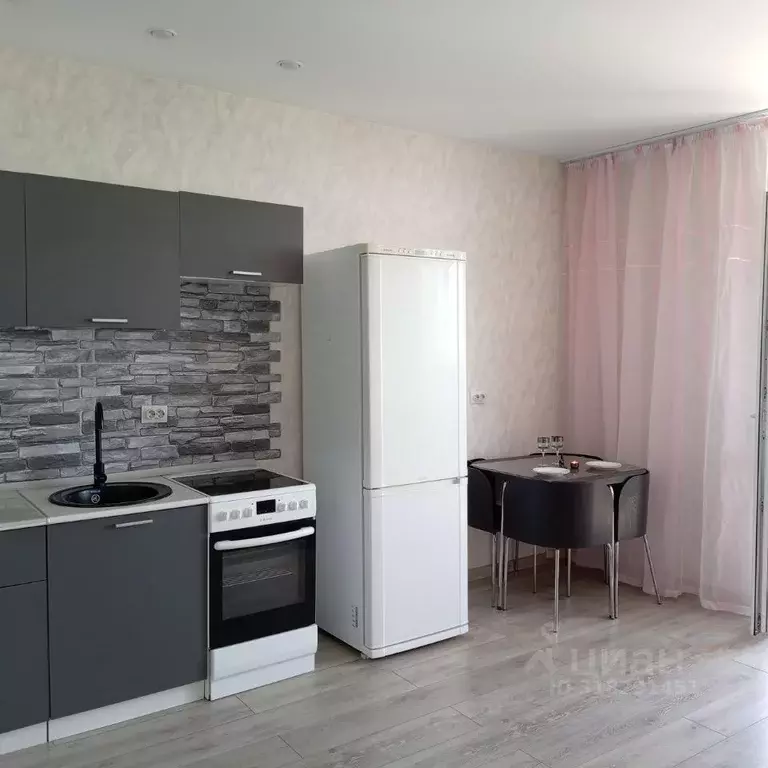 Студия Новосибирская область, Новосибирск Рябиновая ул., 14/1 (25.5 м) - Фото 0