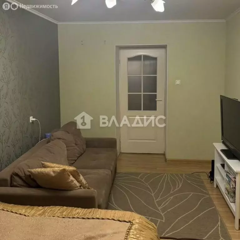 3-комнатная квартира: Санкт-Петербург, Софийская улица, 57 (61.5 м) - Фото 1