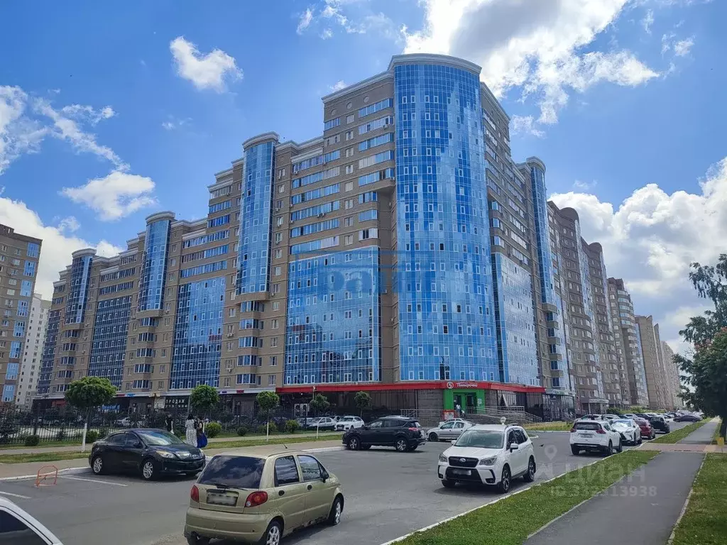 Торговая площадь в Курская область, Курск просп. Анатолия Дериглазова, ... - Фото 1