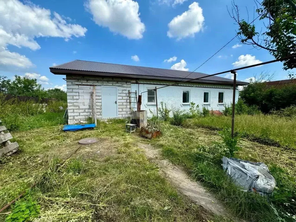 Дом в Липецкая область, Грязинский район, Двуреченский сельсовет, с. ... - Фото 0