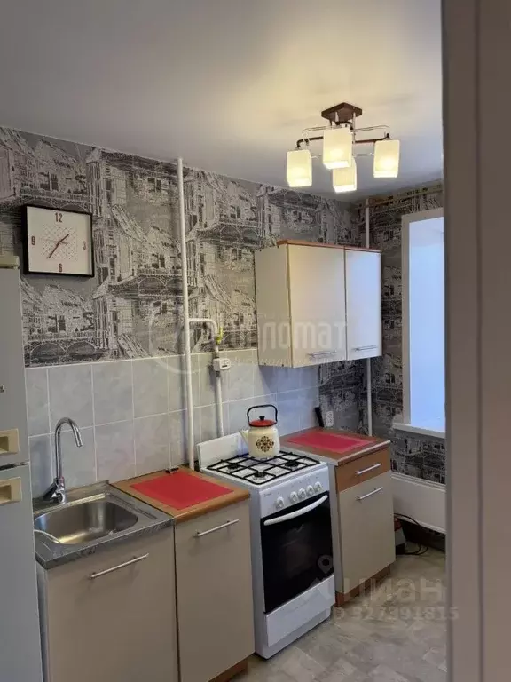 1-к кв. Курганская область, Курган Заозерный жилрайон, 1-й мкр, 28 ... - Фото 1