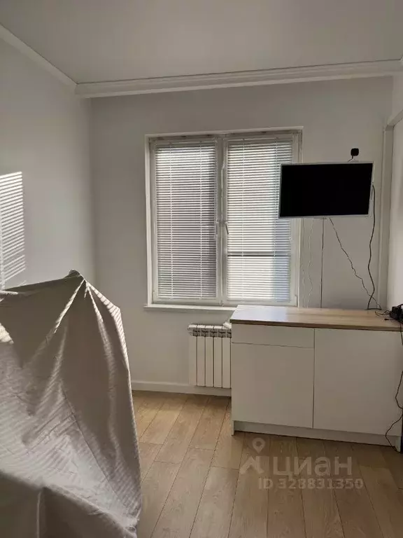 2-к кв. Москва Профсоюзная ул., 128А (35.6 м) - Фото 2