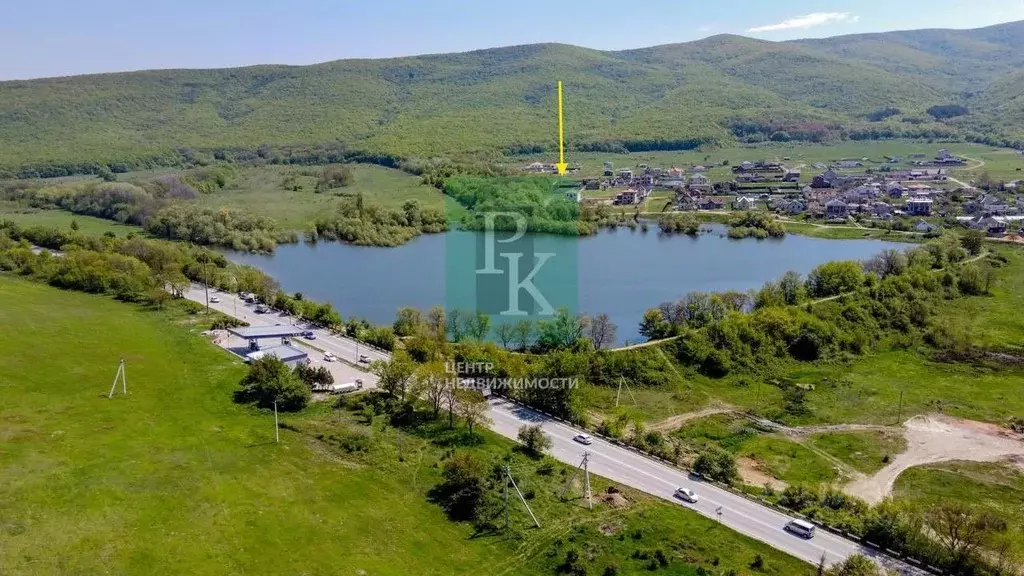 Участок в Севастополь с. Гончарное, ул. Орлиновская, 26 (10.0 сот.) - Фото 0