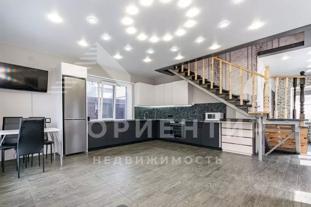 Дом в Свердловская область, Верхняя Пышма городской округ, пос. ... - Фото 0