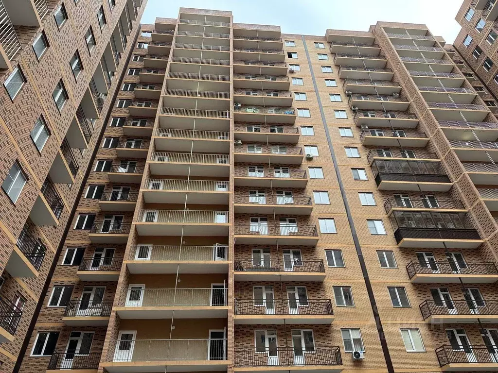 1-к кв. Чеченская республика, Грозный ул. Мамсурова, 1 (55.0 м) - Фото 2