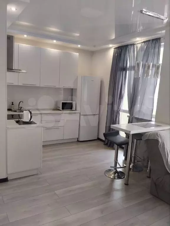 1-к. квартира, 40 м, 8/17 эт. - Фото 0