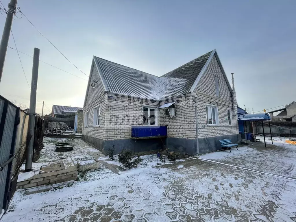 Дом в Калмыкия, Элиста ул. Б.К. Пашкова (144 м) - Фото 1