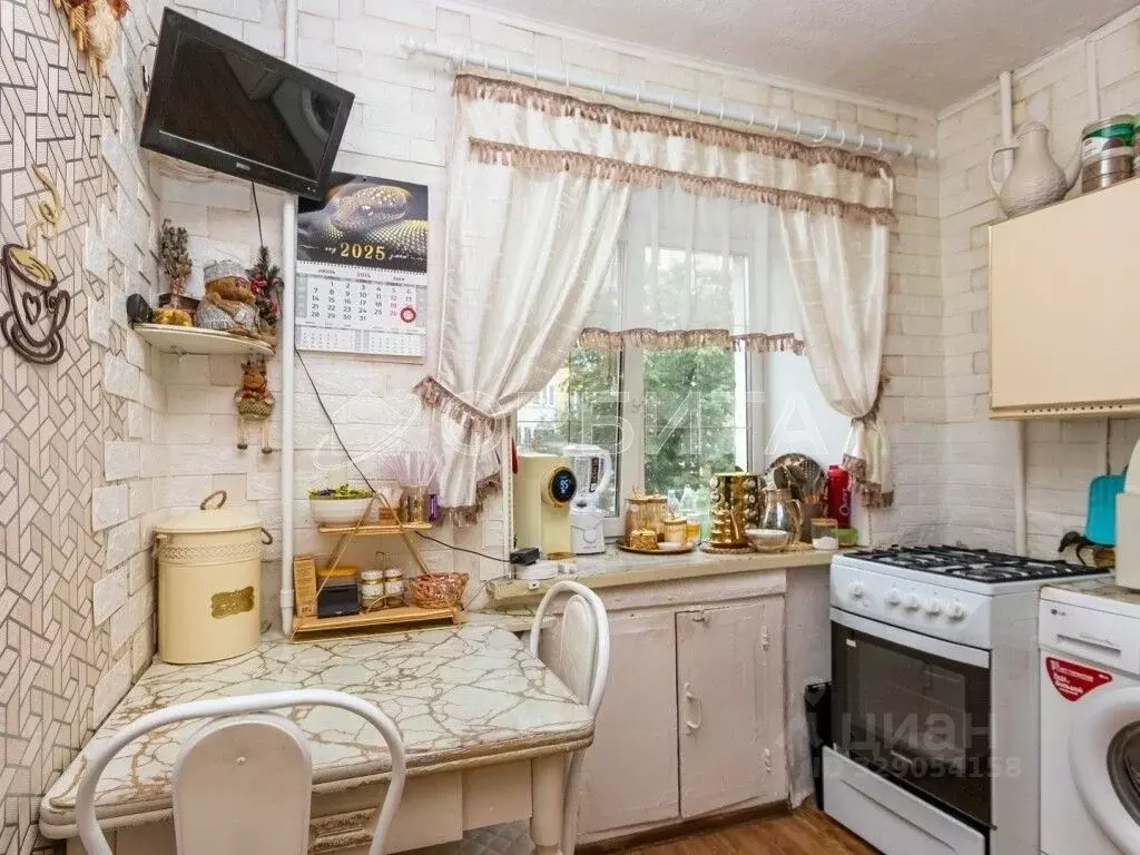 3-к кв. Тюменская область, Тюмень ул. Карла Маркса, 12 (61.9 м) - Фото 1