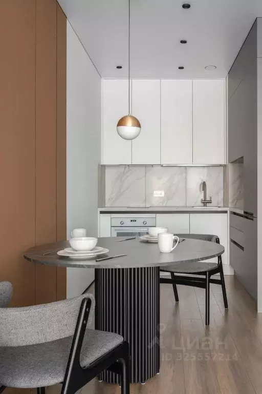 1-к кв. Свердловская область, Екатеринбург ул. Нагорная, 16 (51.8 м) - Фото 1