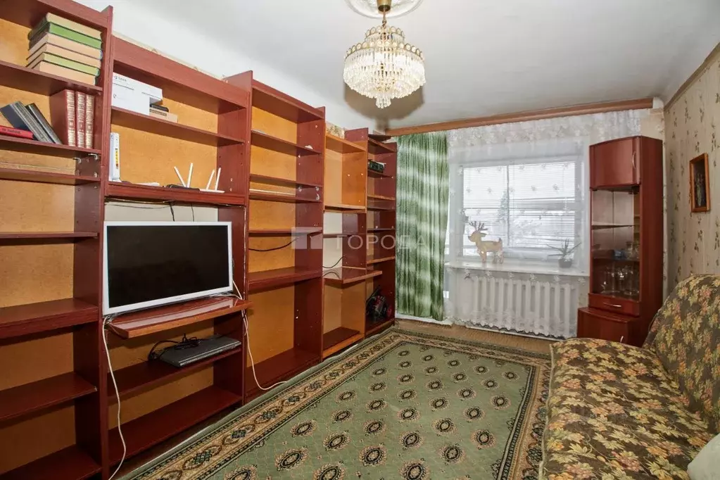 3-к кв. Кемеровская область, Прокопьевск Институтская ул., 29 (60.3 м) - Фото 1