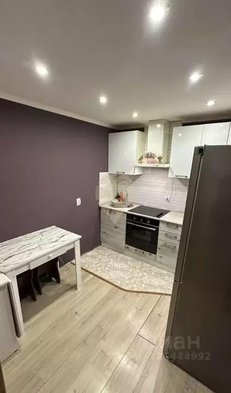 1-к кв. Белгородская область, Губкин ул. Фрунзе, 10Б (35.2 м) - Фото 1