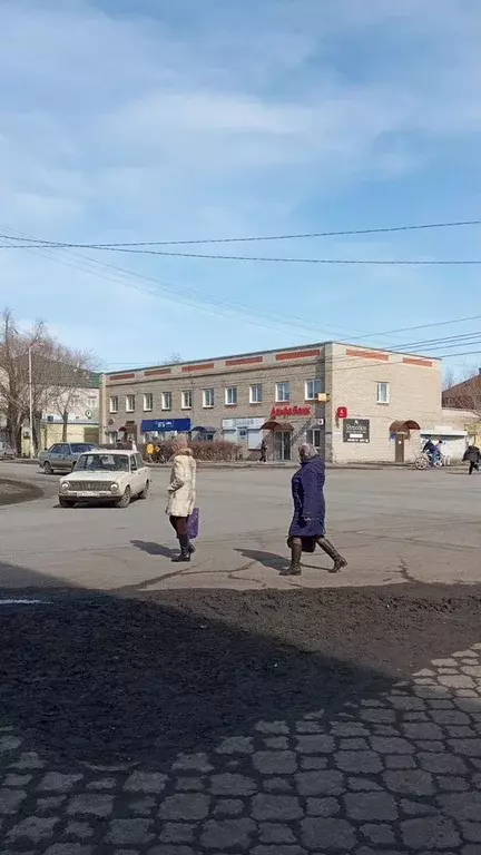 Торговая площадь в Омская область, Исилькуль Коммунистическая ул., 12 ... - Фото 1