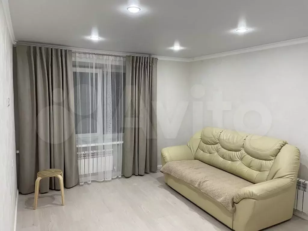 2-к. квартира, 45 м, 1/9 эт. - Фото 0
