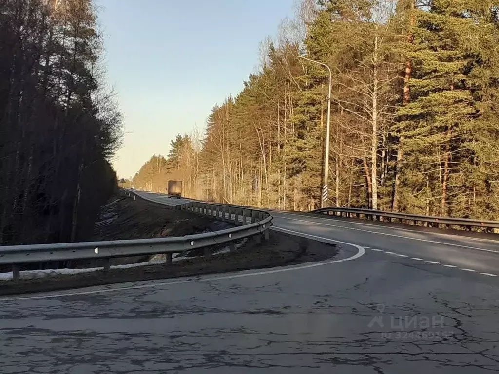 Участок в Ленинградская область, Волховский район, Иссадское с/пос, ... - Фото 1