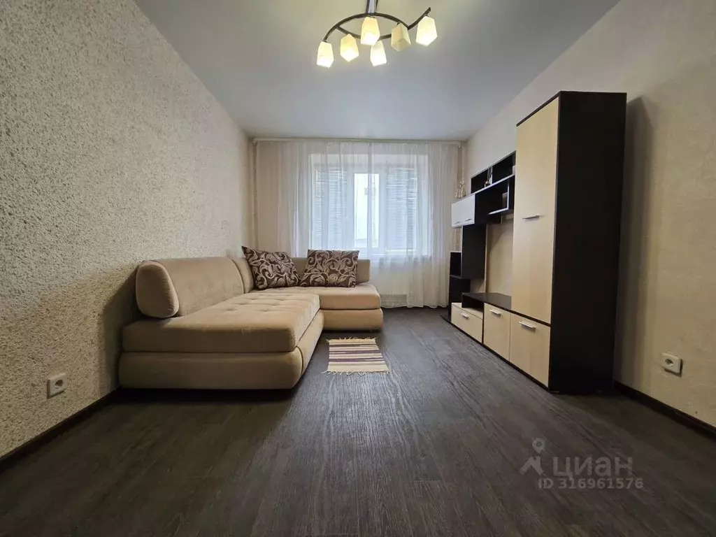 1-к кв. Рязанская область, Рыбное ул. Крымская, 17 (34.4 м) - Фото 0