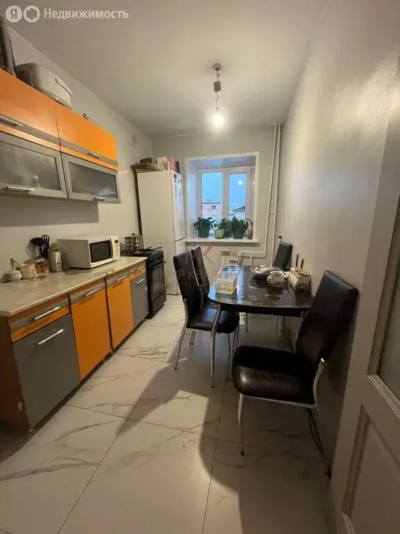 3-комнатная квартира: Кызыл, улица Ленина, 62 (60.7 м) - Фото 2