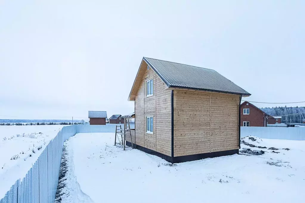 Дом в Свердловская область, Белоярский городской округ, д. Гусева, ... - Фото 0