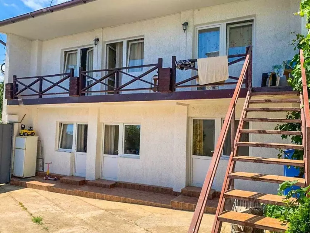 Дом в Крым, Алушта муниципальный округ, с. Малореченское ул. ... - Фото 2