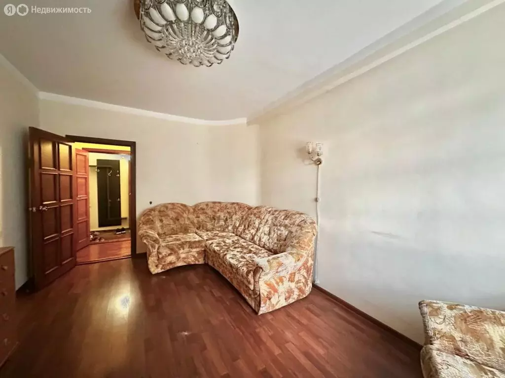1-комнатная квартира: Серпухов, улица Химиков, 8 (40 м) - Фото 1