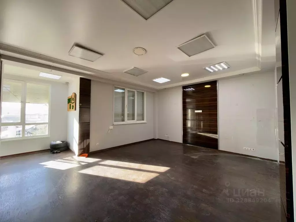 Помещение свободного назначения в Севастополь ул. Тараса Шевченко, 49 ... - Фото 1