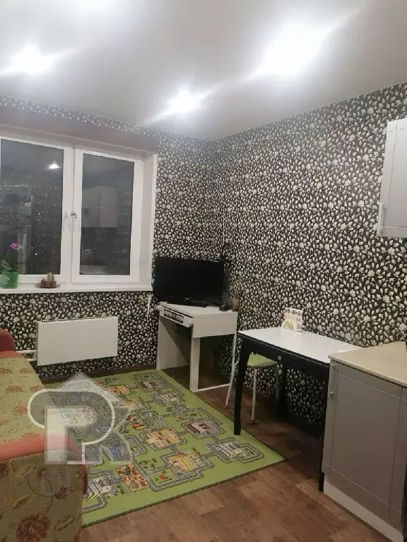 Продается 1-комнатная квартира - Фото 0