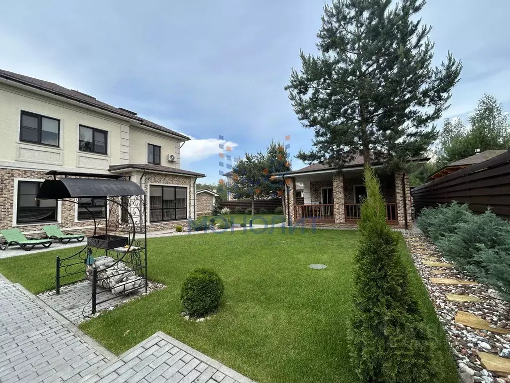 Дом в Москва д. Шарапово, 255 (166 м) - Фото 1