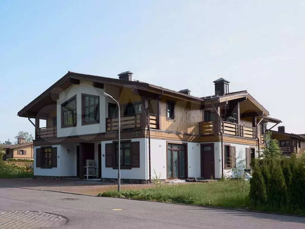 Таунхаус 120 м на участке 1,8 сот. - Фото 1