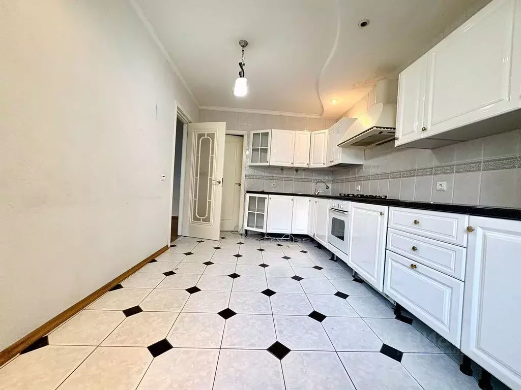 4-к кв. Краснодарский край, Новороссийск ул. Куникова, 64 (88.0 м) - Фото 2