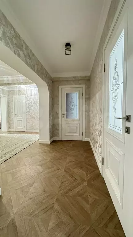 3-к. квартира, 93 м, 4/10 эт. - Фото 1