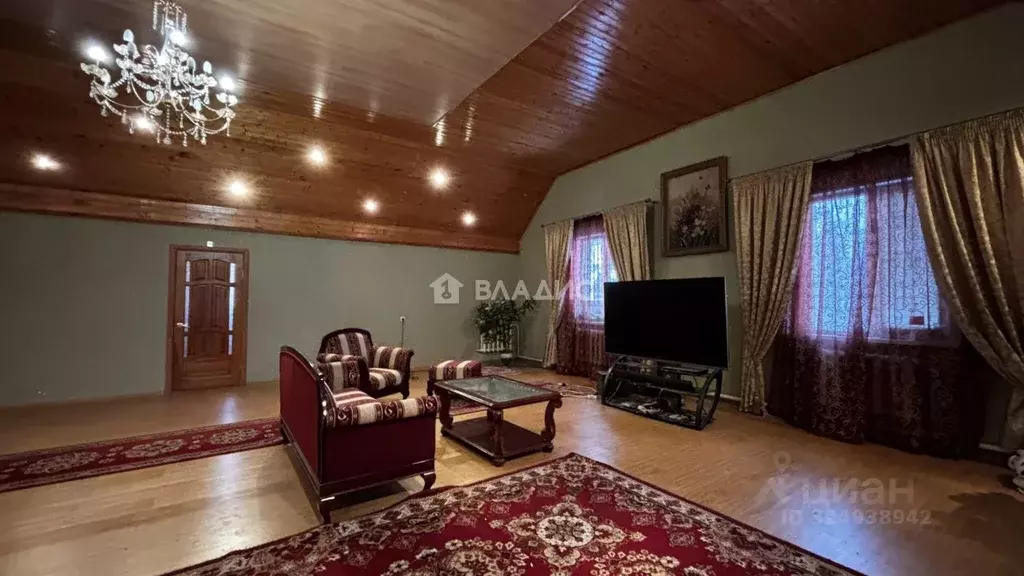 Дом в Белгородская область, Старый Оскол пер. 4-й Московский, 3 (404 ... - Фото 2