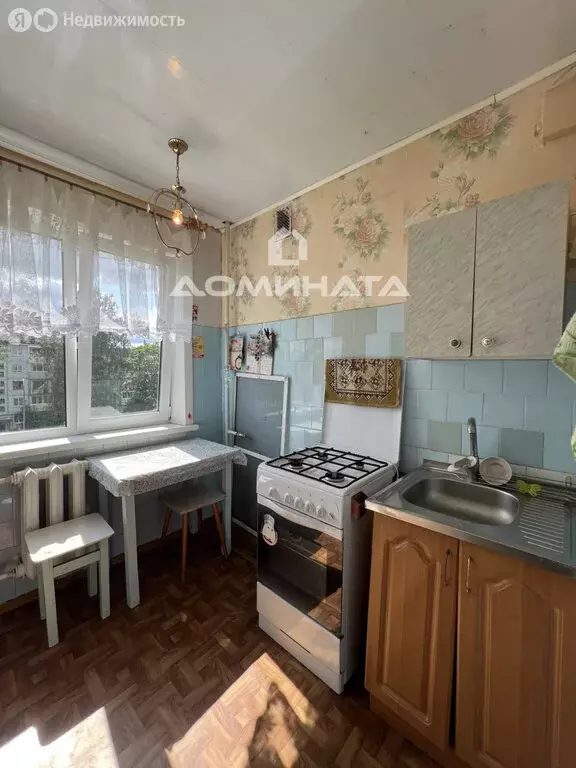 2-комнатная квартира: Кингисепп, Театральная улица, 8 (44 м) - Фото 0