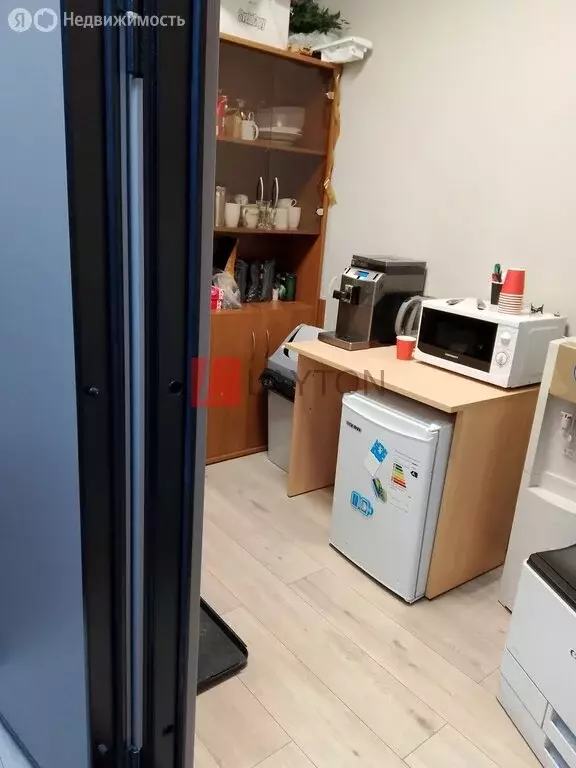 Офис (18000 м) - Фото 1