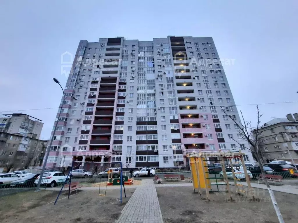 2-к кв. Волгоградская область, Волгоград ул. Демьяна Бедного, 2А (41.0 ... - Фото 0