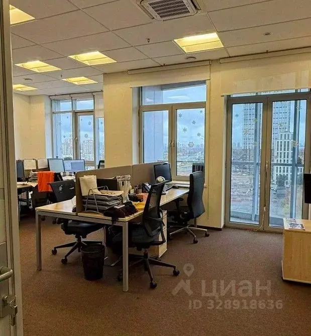 Офис в Москва Поклонная ул., 3к4 (309 м) - Фото 1