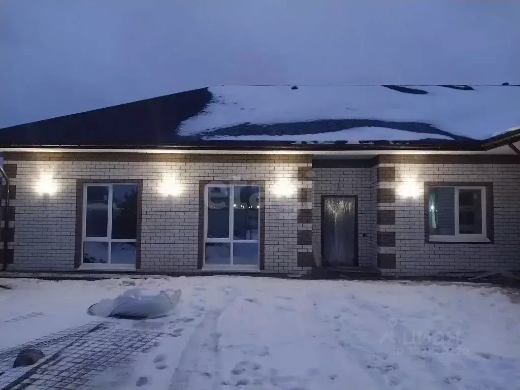 Дом в Тюменская область, Тюменский муниципальный округ, д. Паренкина ... - Фото 1