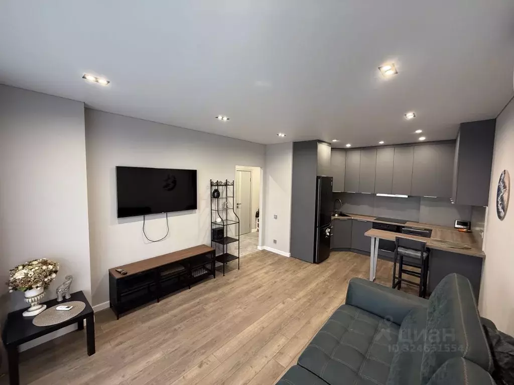 2-к кв. Астраханская область, Астрахань ул. Бехтерева, 2В (45.0 м) - Фото 1