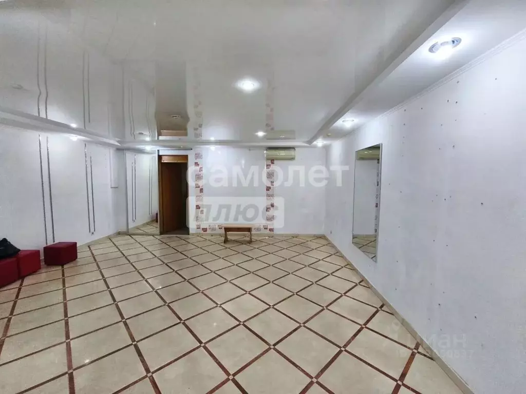 Помещение свободного назначения в Краснодарский край, Туапсе ул. ... - Фото 2