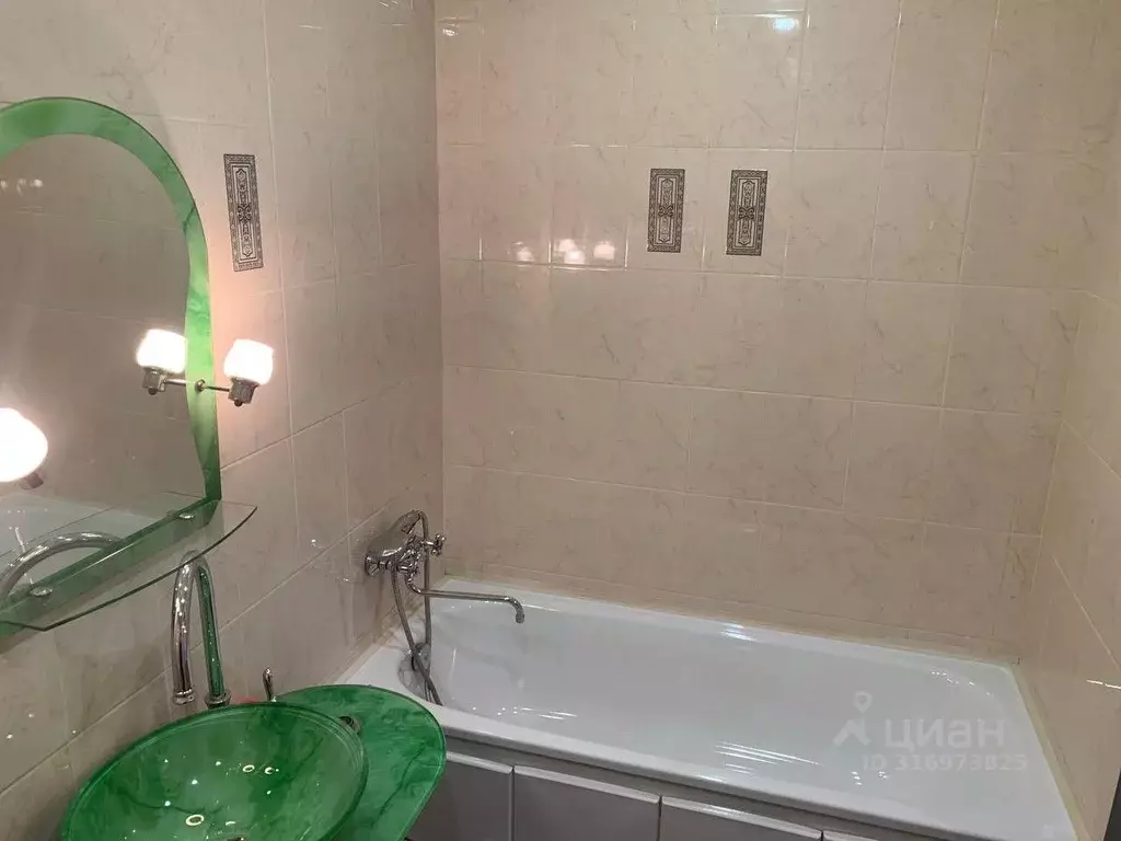 1-к кв. Саратовская область, Саратов Воскресенская ул., 32 (43.6 м) - Фото 1